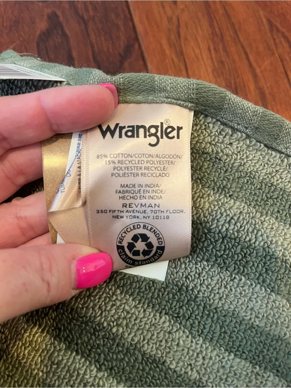 Wrangler Quick Dry Green and Cream Southwestern Stripe Bath and Hand Towel Set